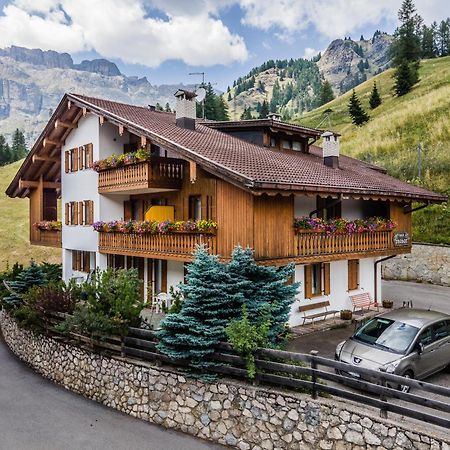 Chalet Pradat Arabba Exterior foto